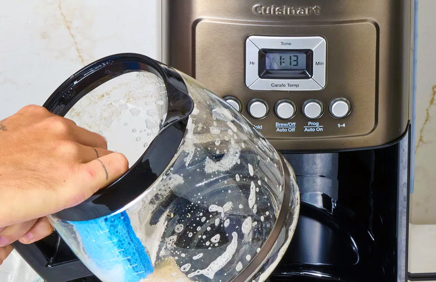 How to Clean Your Cuisinart Coffee Maker Without Clean Button