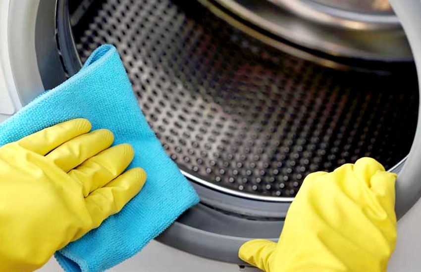 How to Clean Your Washing Machine with Vinegar and Baking Soda